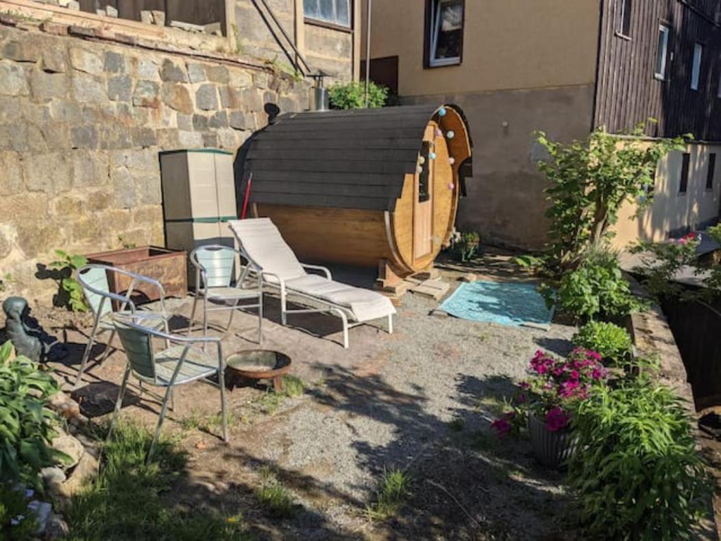 Апартаменты Urlaubstraum Mit Pool, Terrasse & Fluss Im Garten - Ut Зебниц Экстерьер фото