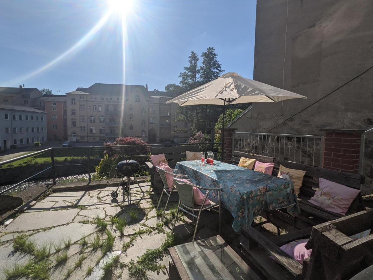 Апартаменты Urlaubstraum Mit Pool, Terrasse & Fluss Im Garten - Ut Зебниц Экстерьер фото